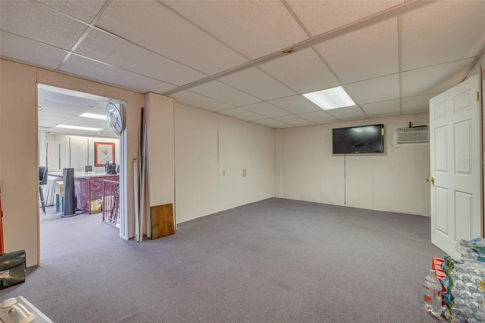 2865 E Bay Dr Property Photo 17