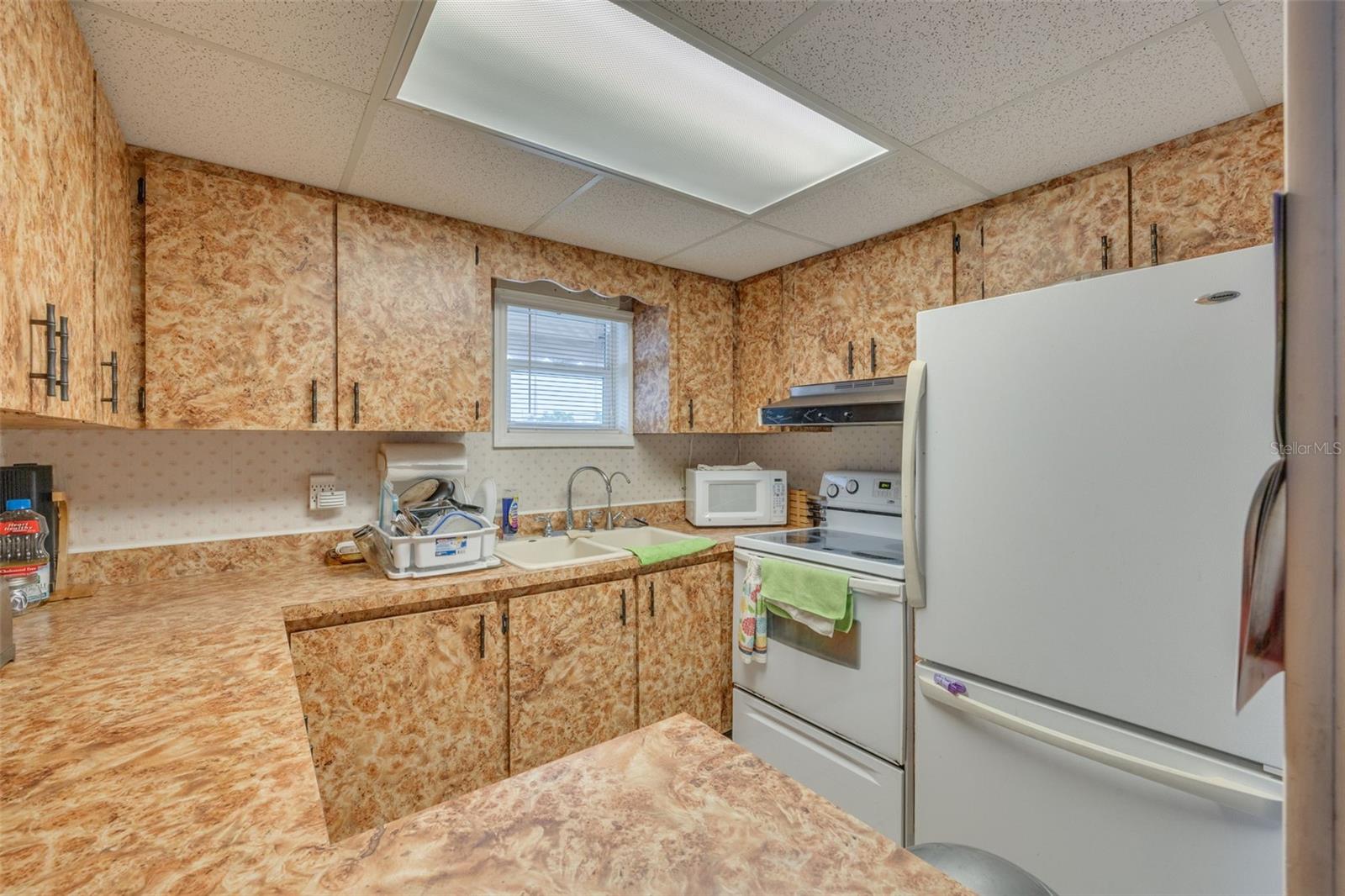 2865 E Bay Dr Property Photo 32