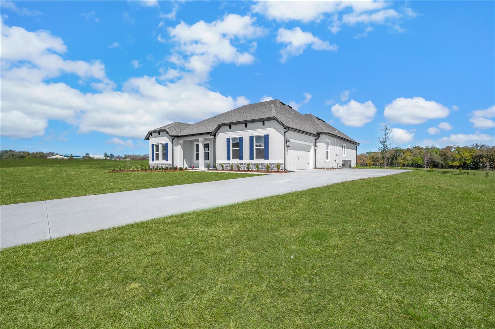 3840 Saddle Hill Trl Property Photo 2