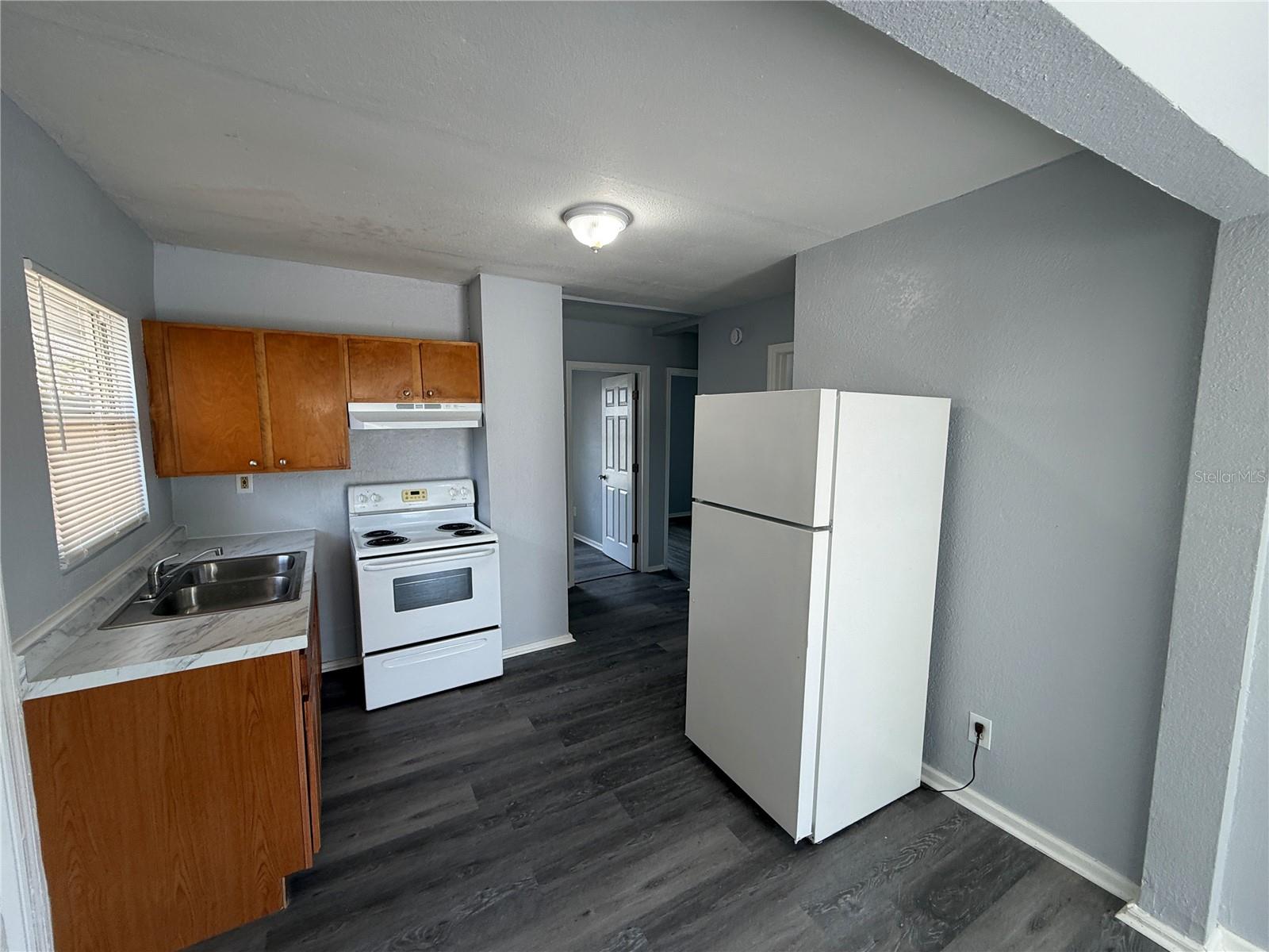 1748 2nd St Ne Property Photo 2