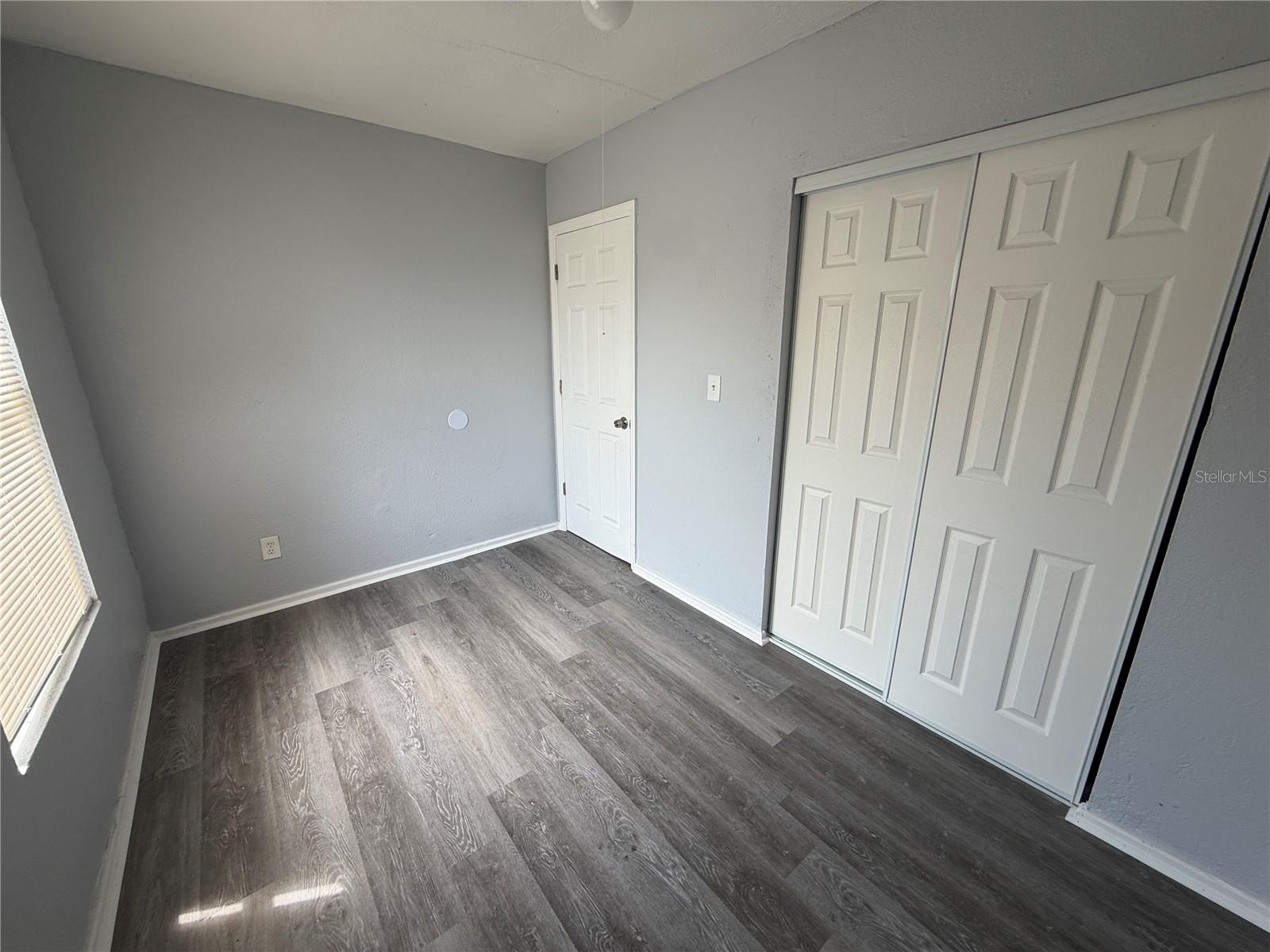 1748 2nd St Ne Property Photo 4