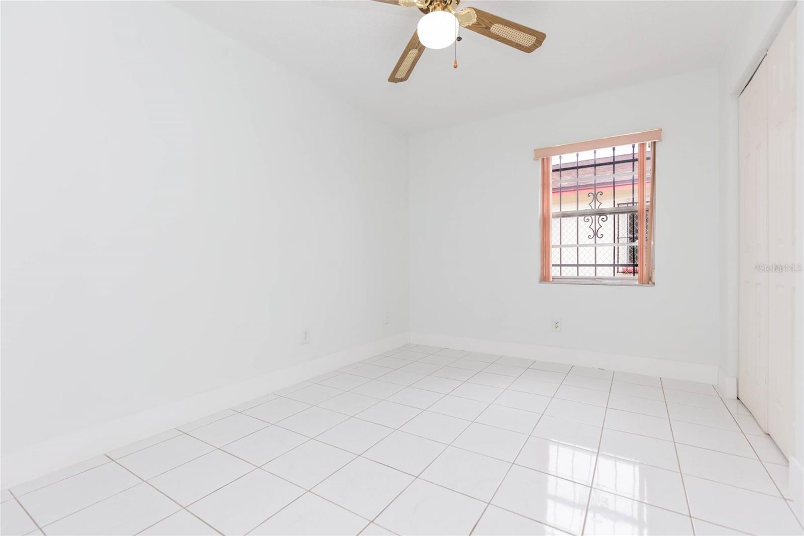 6611 N Clark Ave Property Photo 23