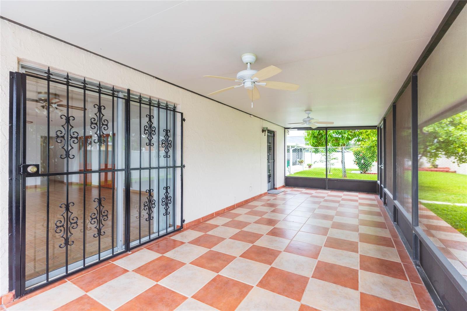 6611 N Clark Ave Property Photo 35