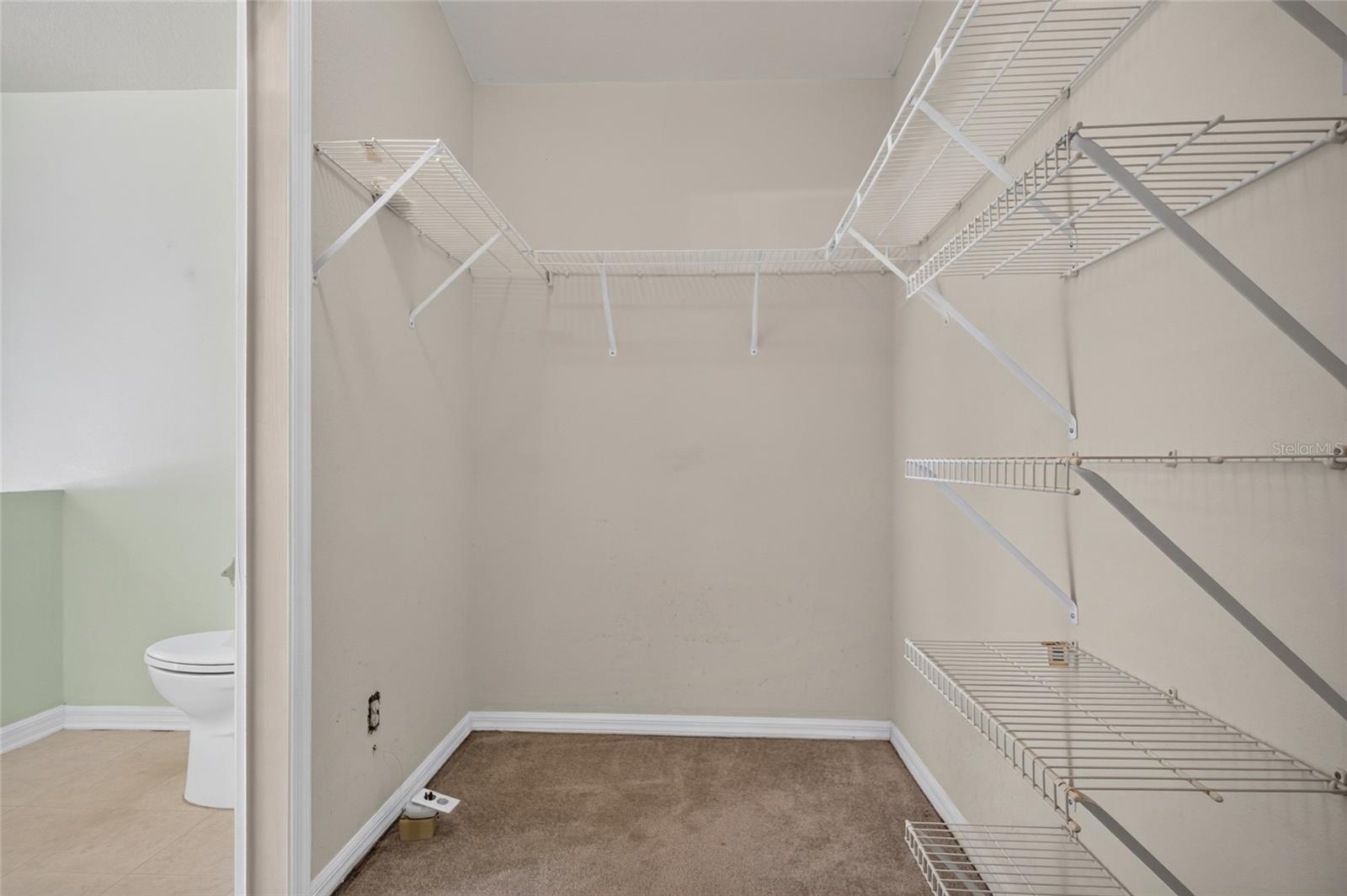 2701 Brookville Dr Property Photo 23