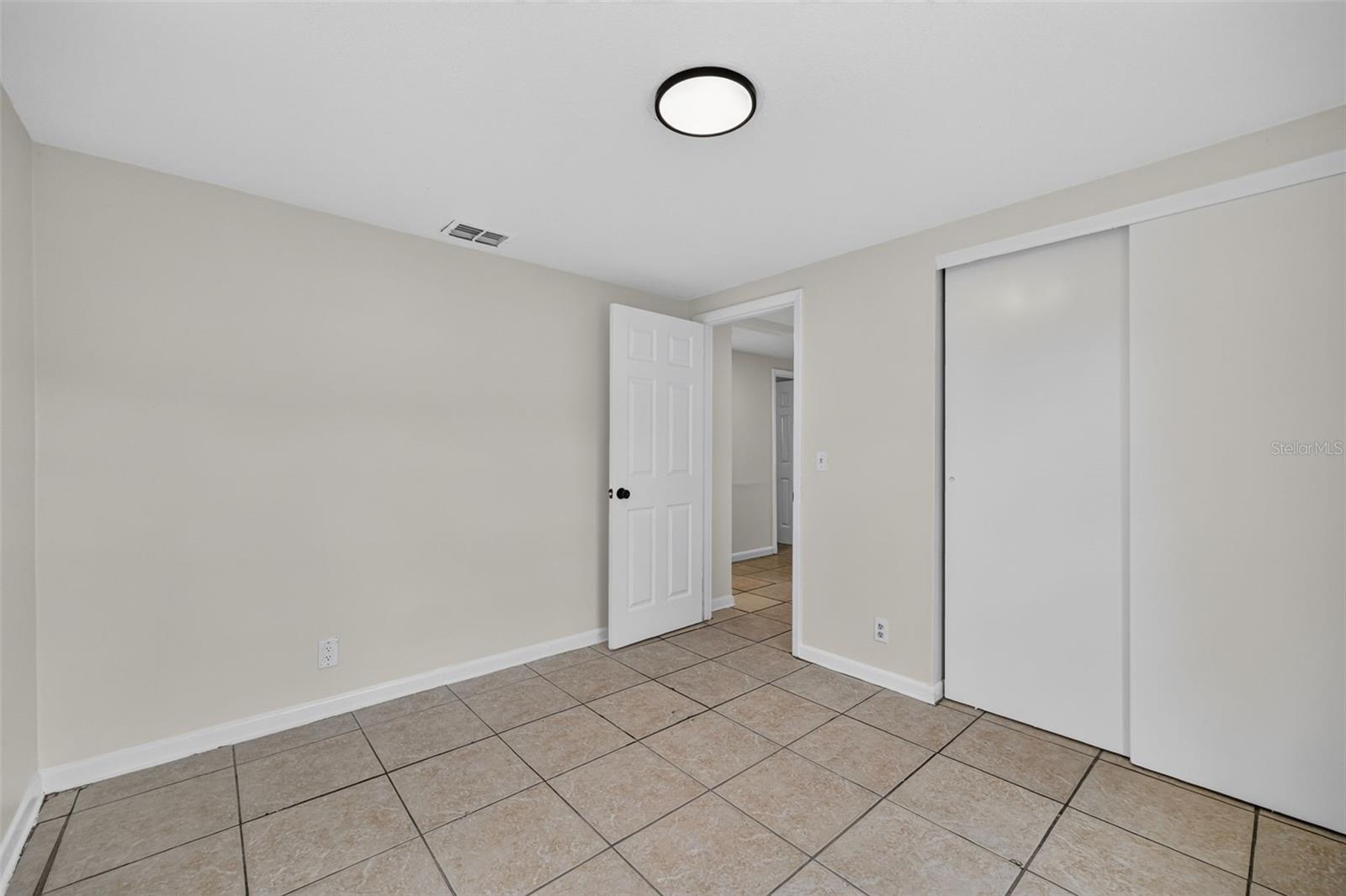 3311 E Chelsea St Property Photo 22