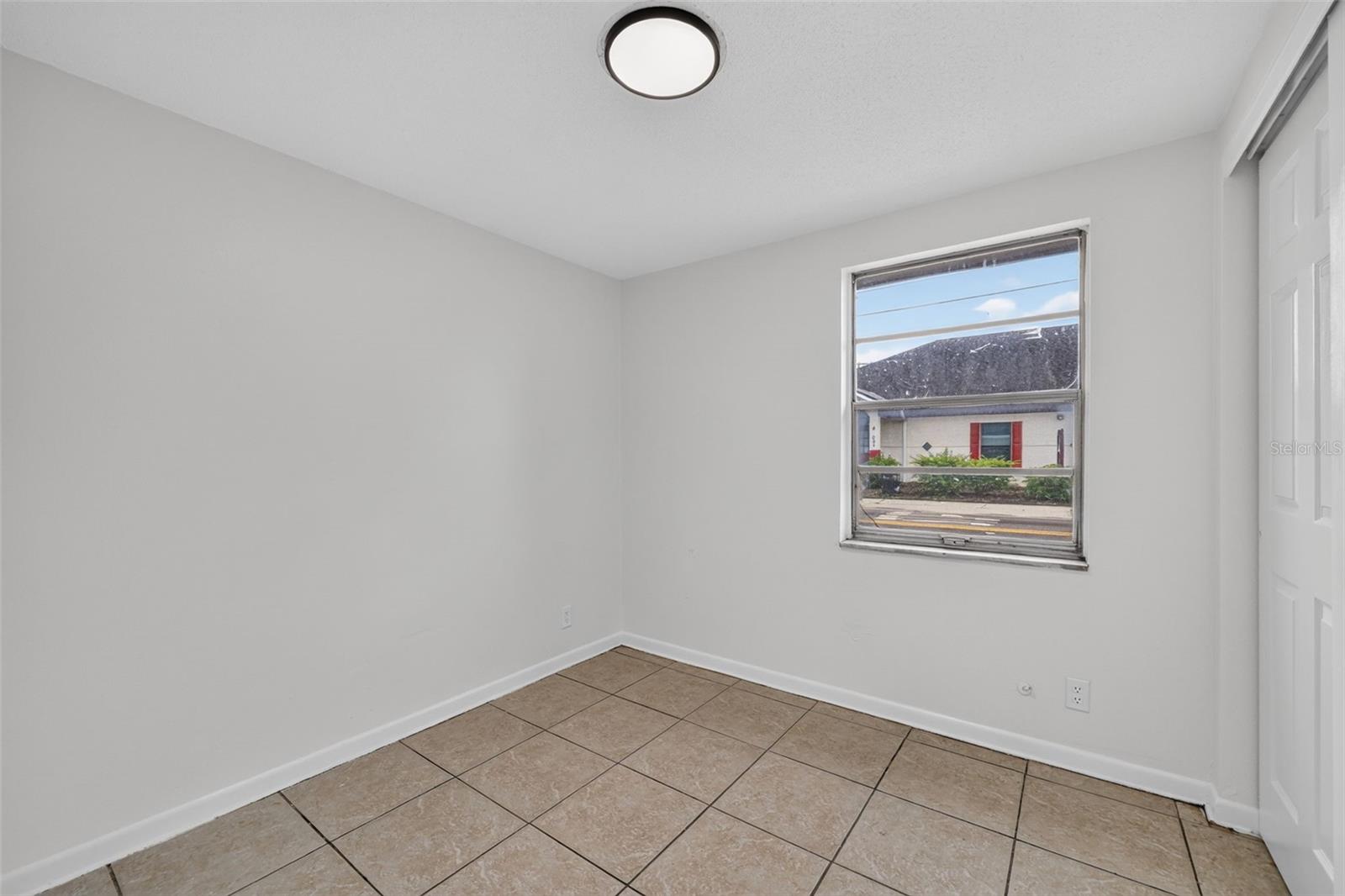 3311 E Chelsea St Property Photo 24