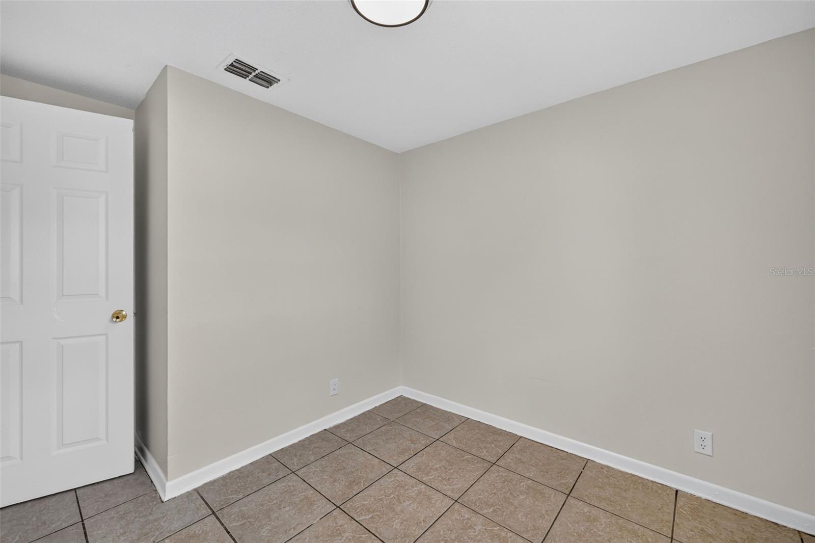 3311 E Chelsea St Property Photo 26
