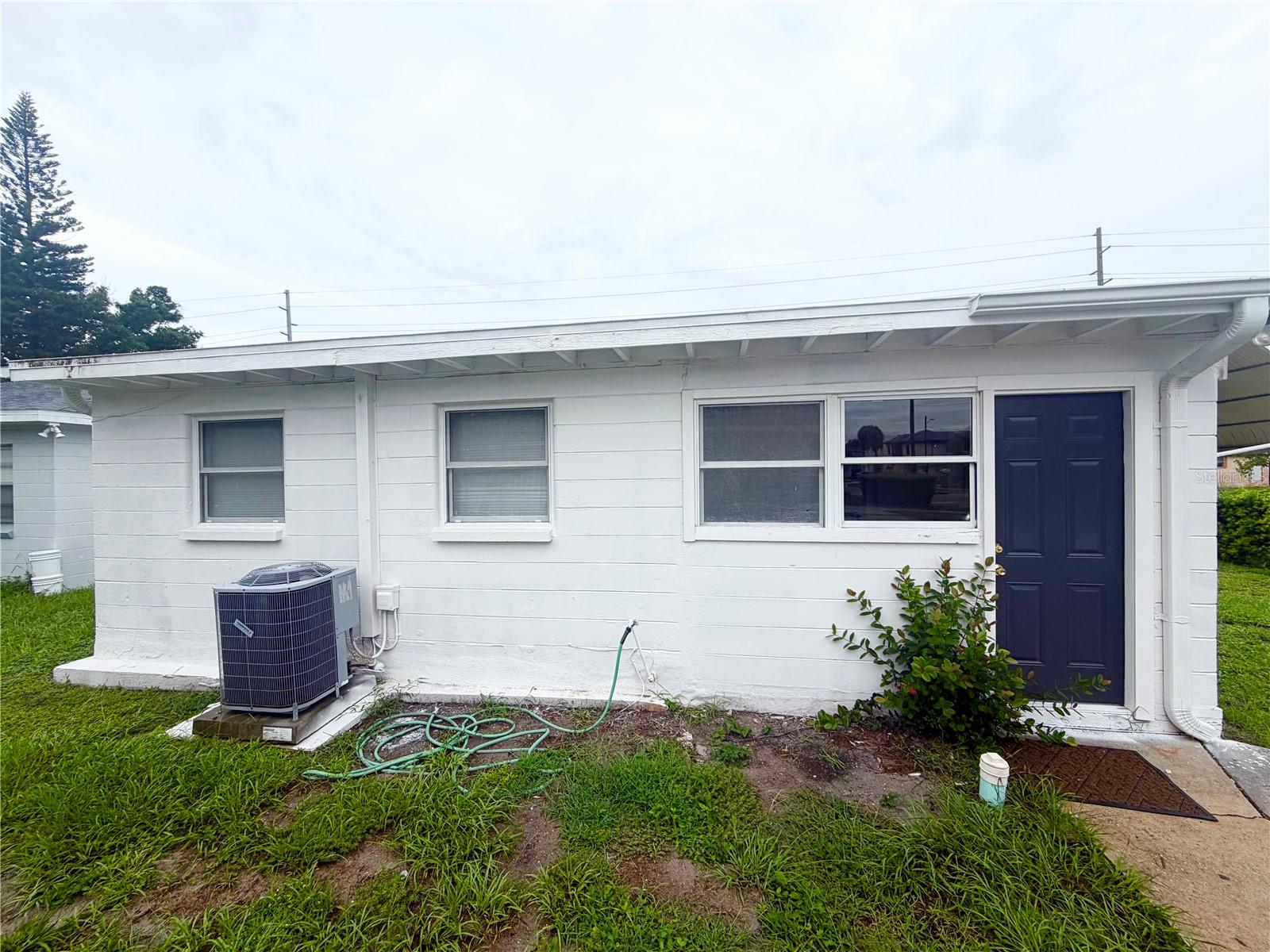 1502 W Grace St Property Photo 2