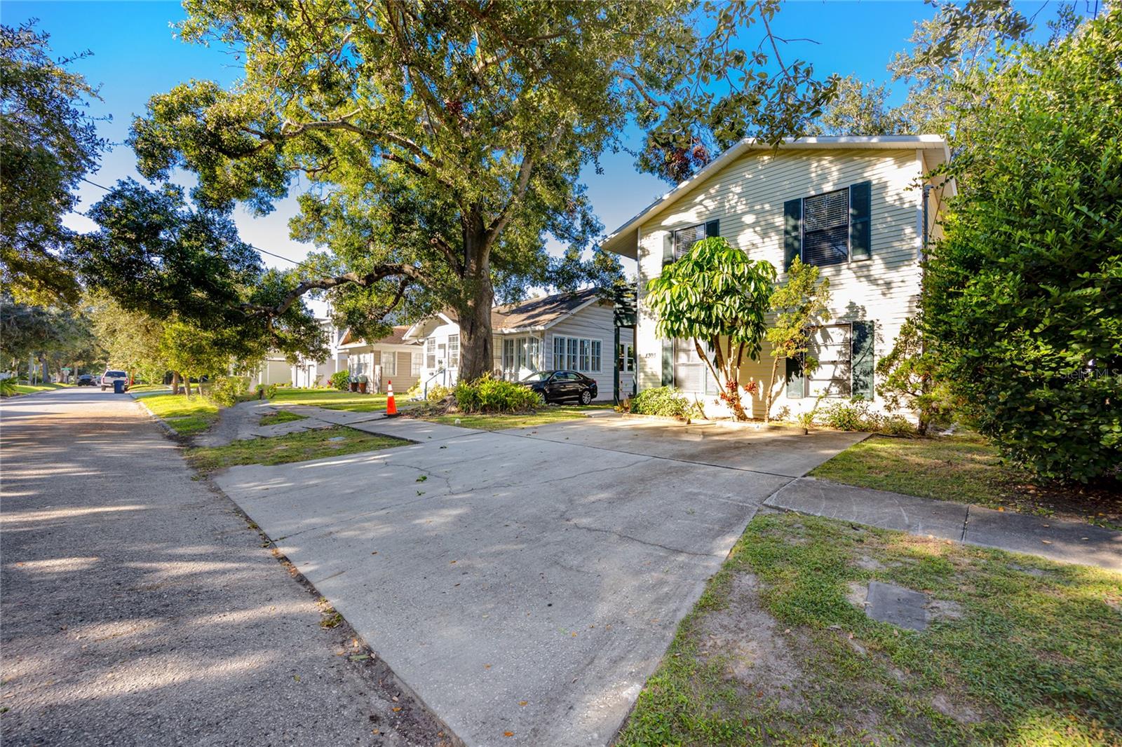 1303 S Moody Ave Property Photo 15