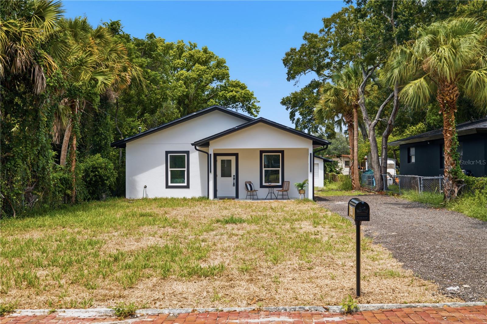 547 Cypress St Property Photo 1