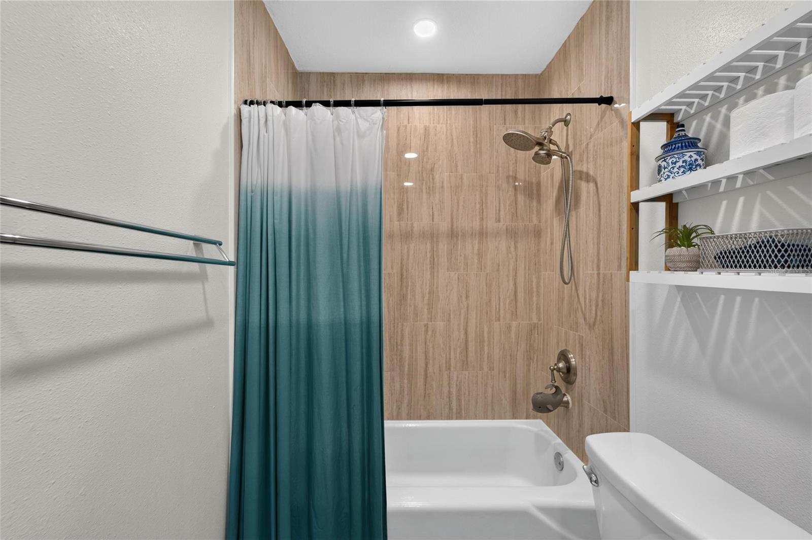 1120 Lakemont Dr Property Photo 55