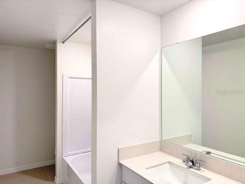 11913 Noble Chase Path Property Photo 13