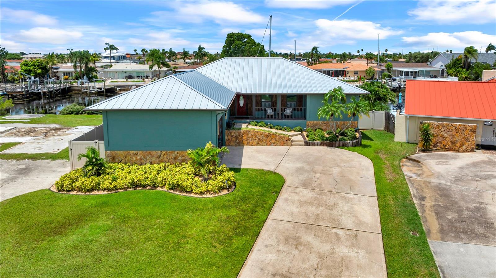 5004 Ensign Loop Property Photo 9