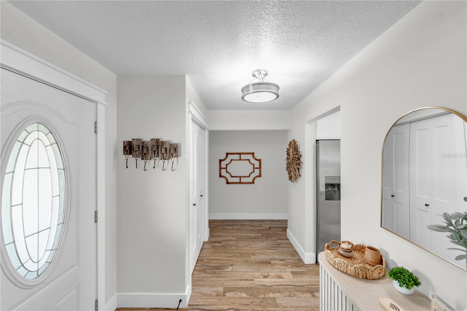 5004 Ensign Loop Property Photo 12