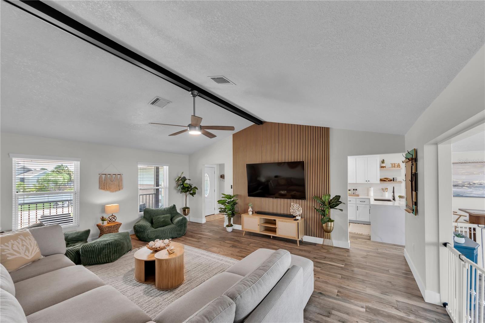 5004 Ensign Loop Property Photo 13