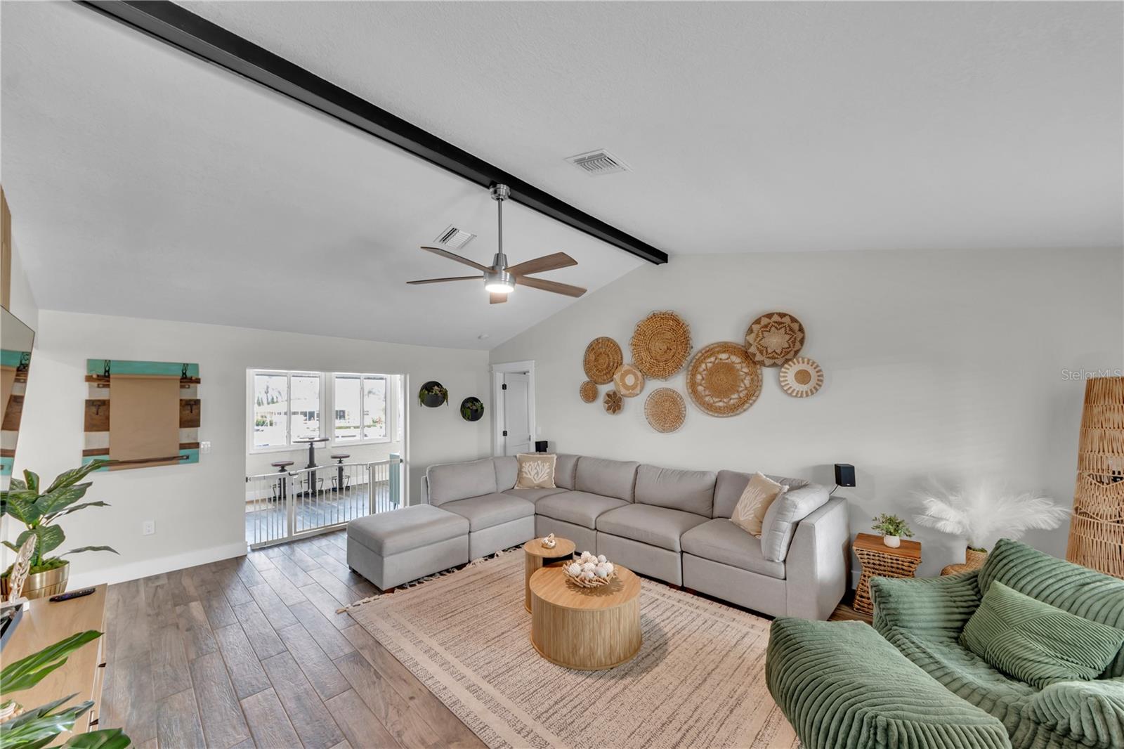 5004 Ensign Loop Property Photo 16