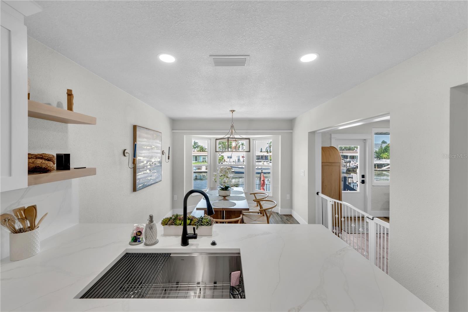 5004 Ensign Loop Property Photo 19
