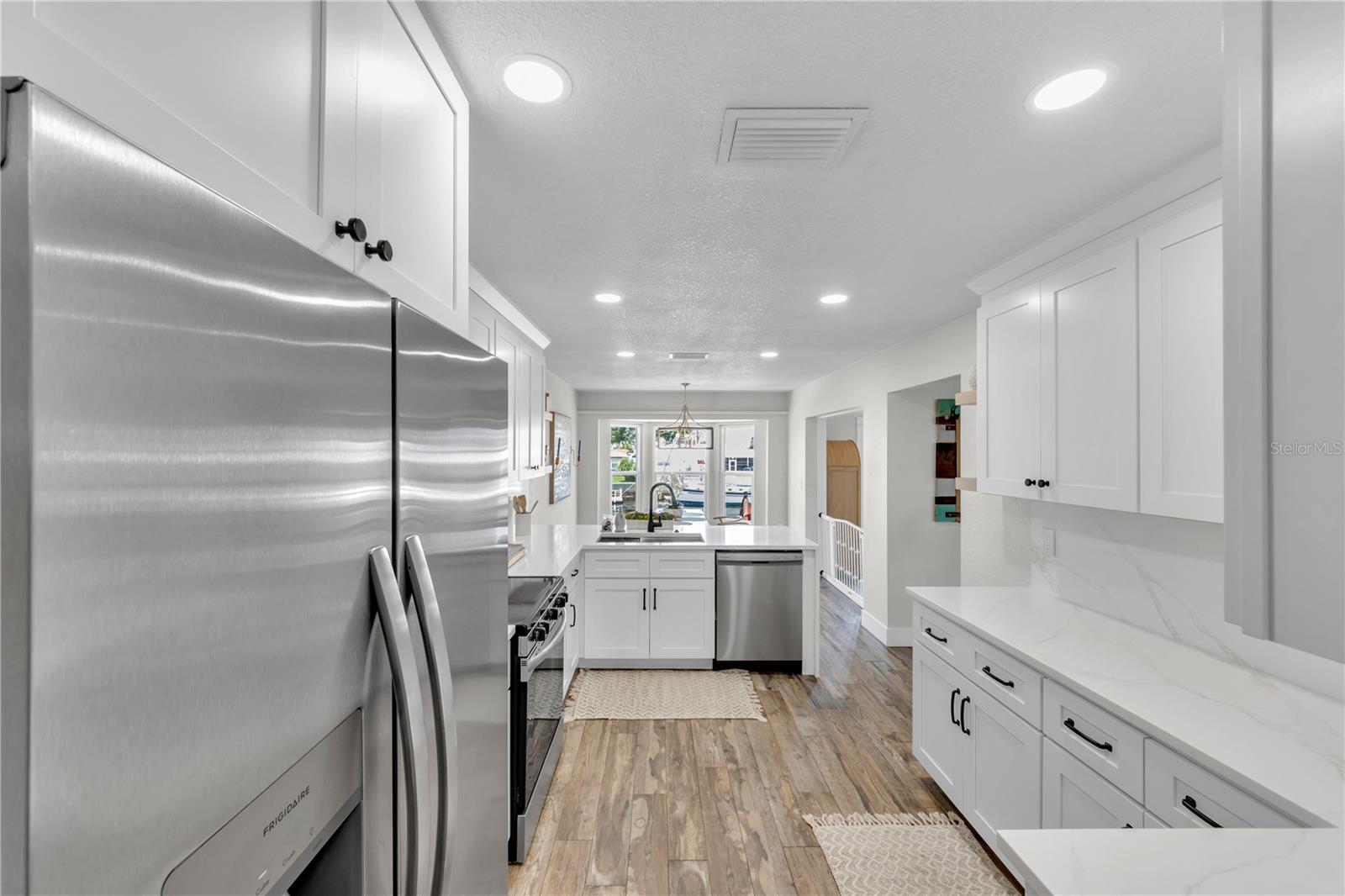 5004 Ensign Loop Property Photo 20