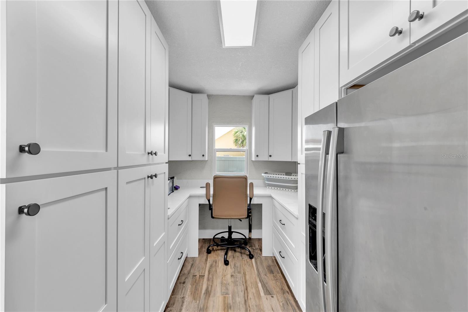 5004 Ensign Loop Property Photo 40