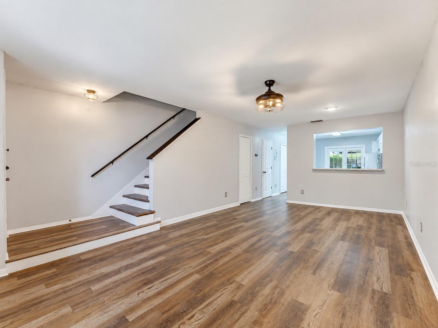 5100 Burchette Rd #905 Property Photo 8