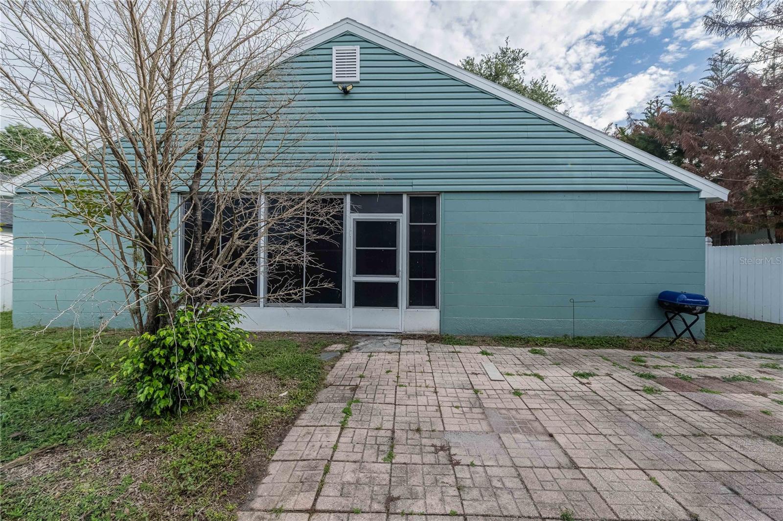 1695 Lakeside Dr Property Photo 32