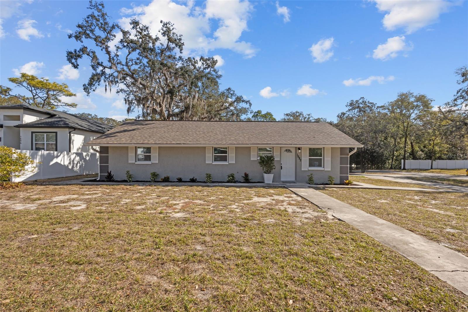 1682 Wilmar Ave Property Photo 2