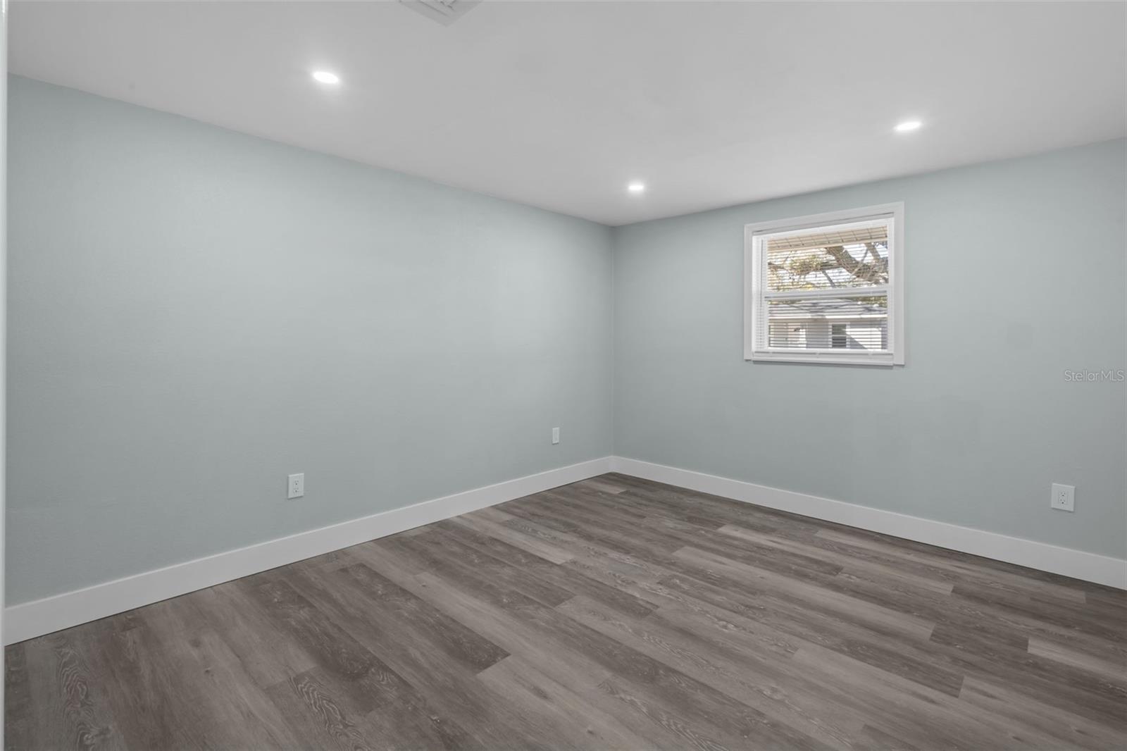1682 Wilmar Ave Property Photo 8