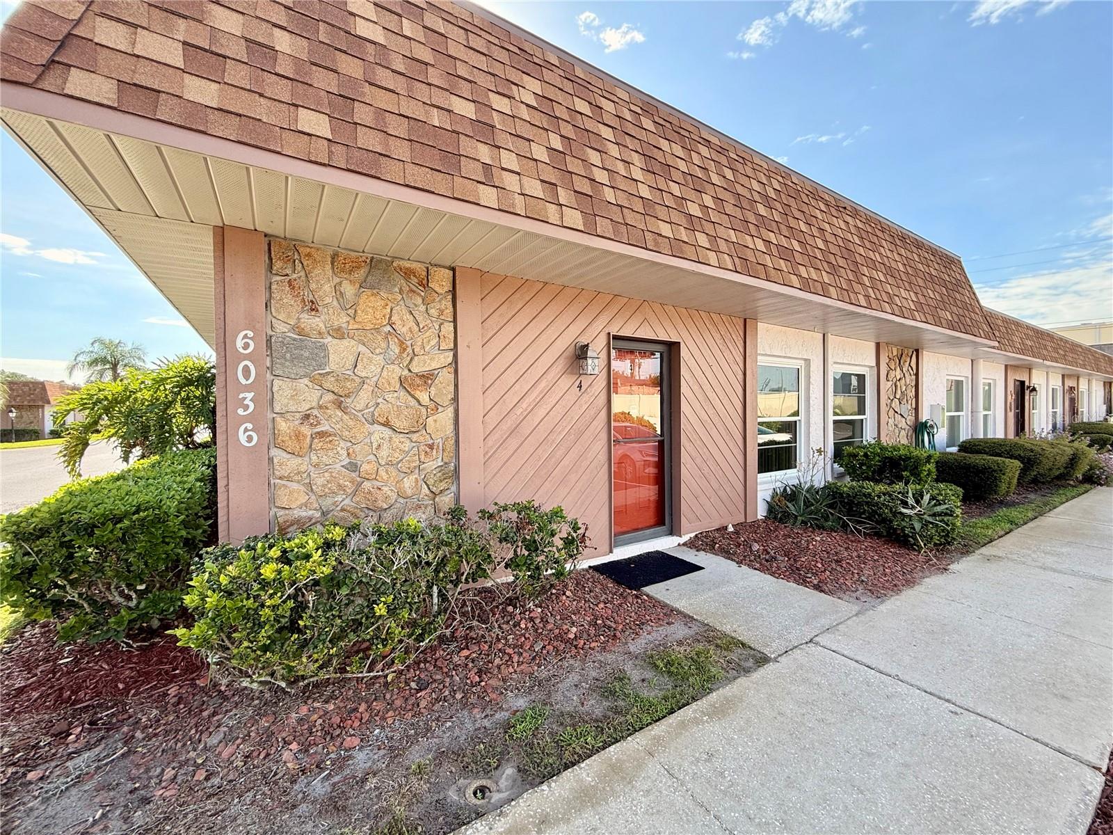 6036 Chesham Dr #4 Property Photo 1