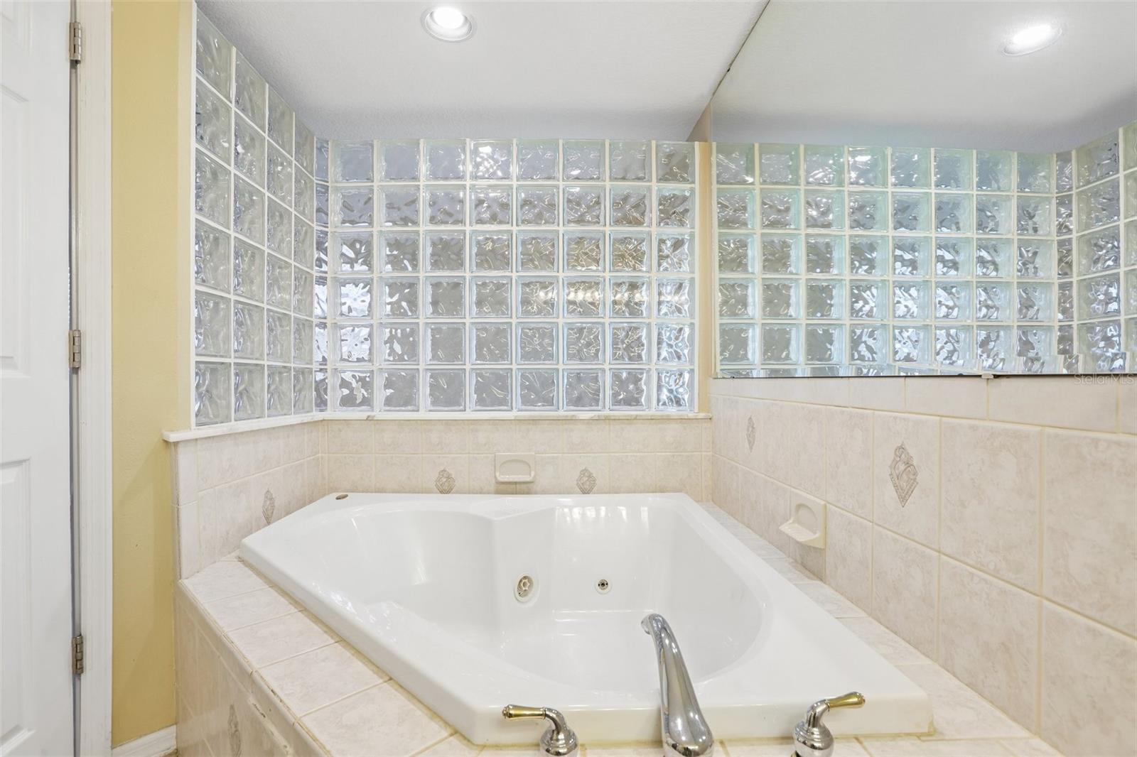 6510 Sunridge Dr Property Photo 29