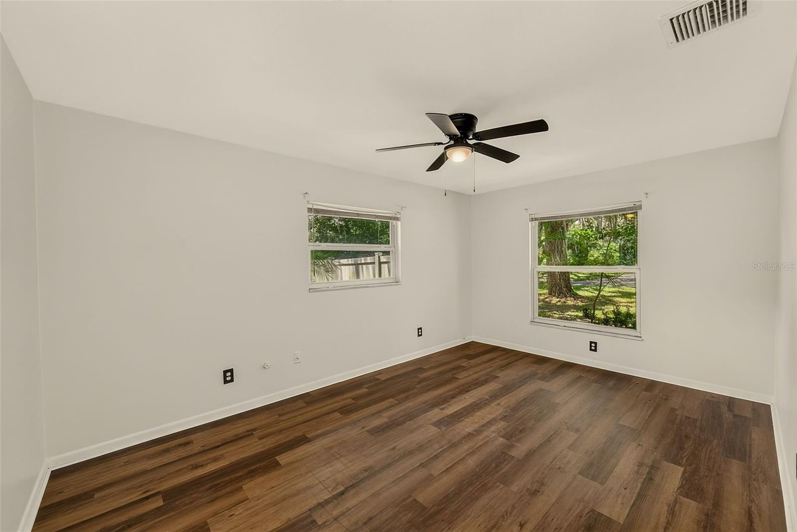303 Saint Augustine Ave Property Photo 21