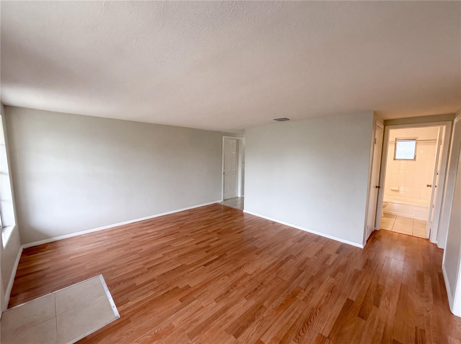4639 Irene Loop Property Photo 8