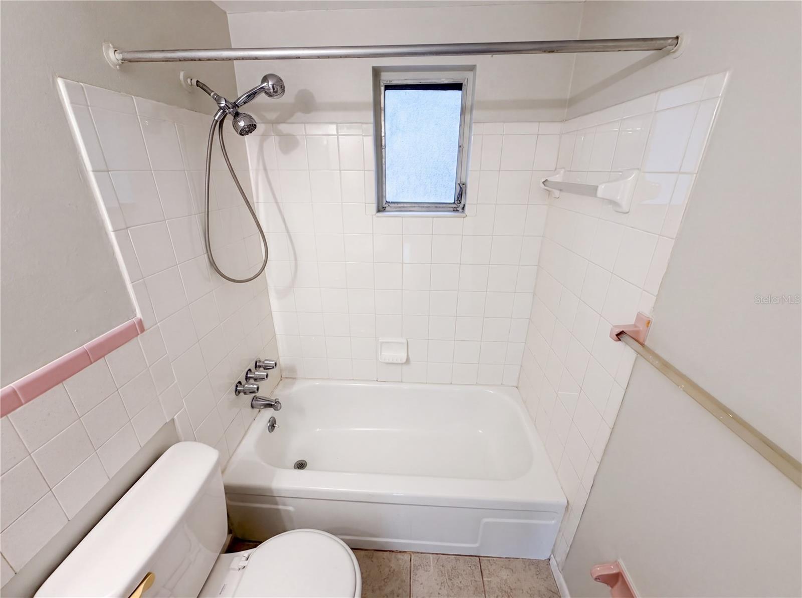 4639 Irene Loop Property Photo 13