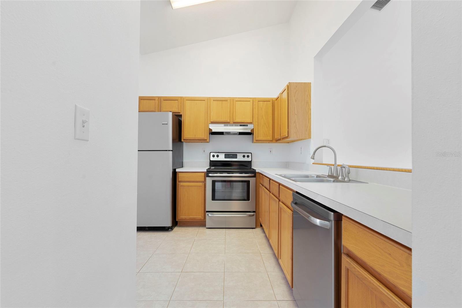 6412 Laurelwood Dr Property Photo 22