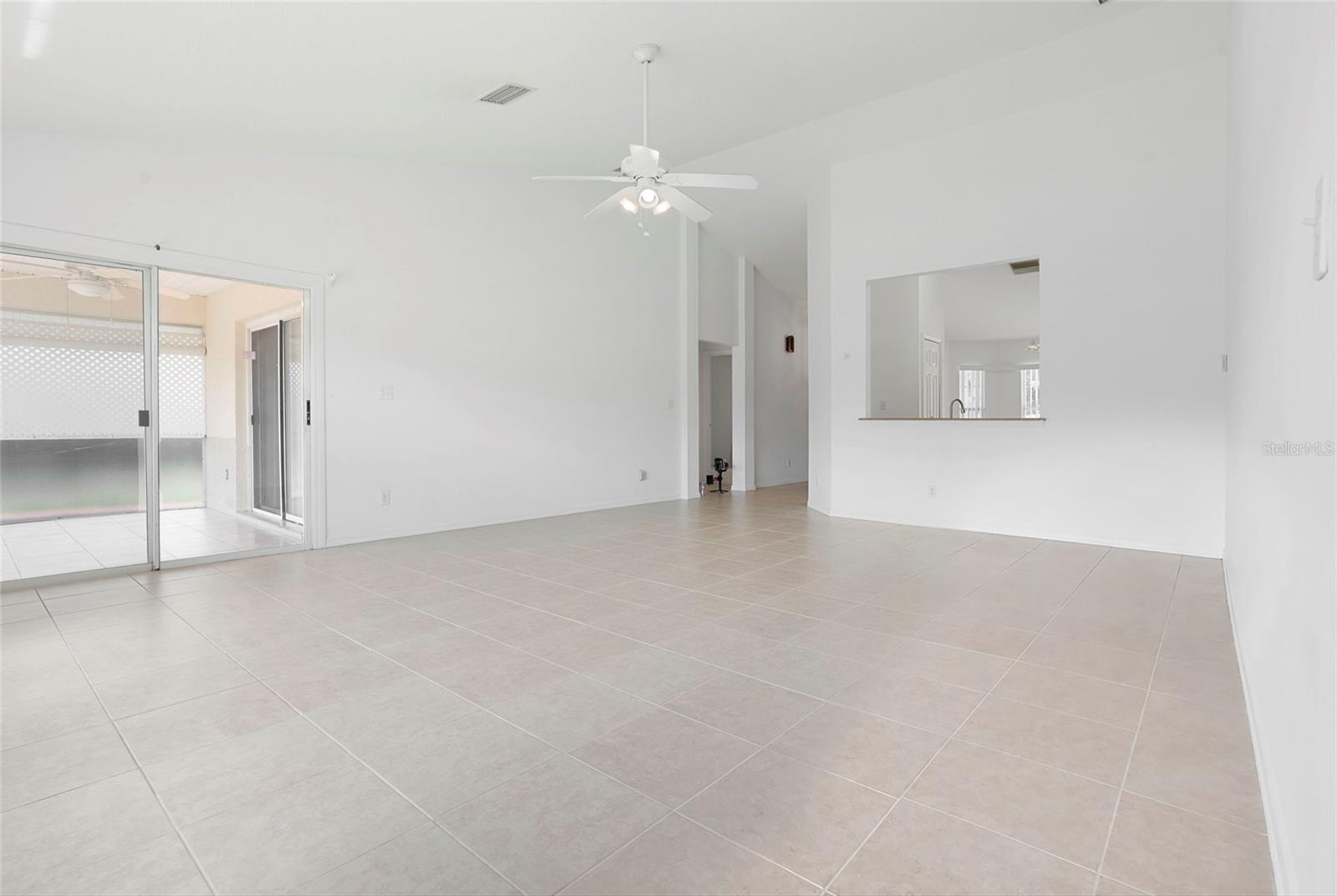 6412 Laurelwood Dr Property Photo 29