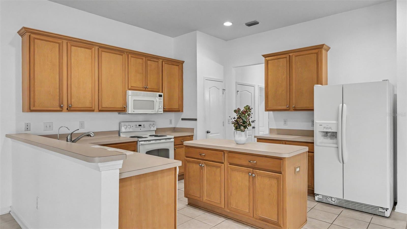 2041 Heartland Cir Property Photo 24
