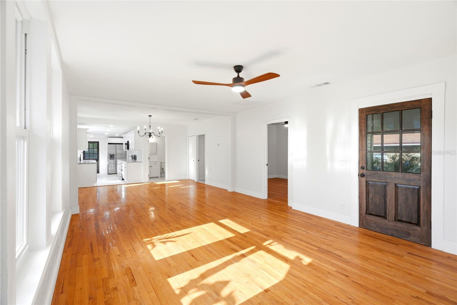 511 E Frances Ave Property Photo 8