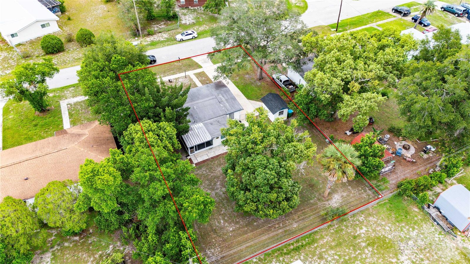 215 Abbeyville St Property Photo 32