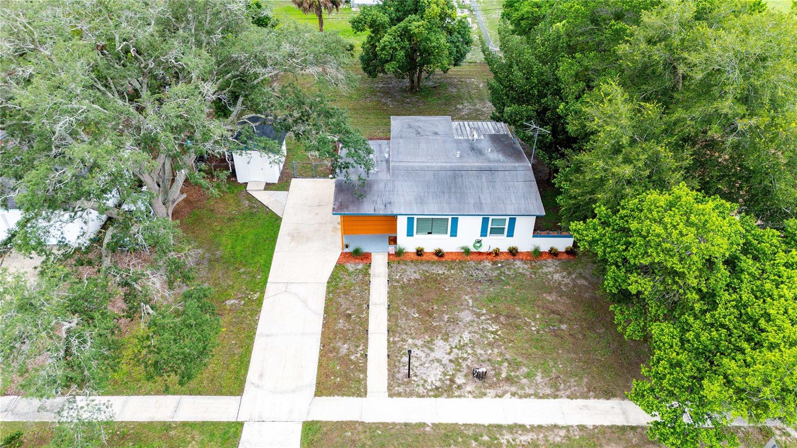 215 Abbeyville St Property Photo 37