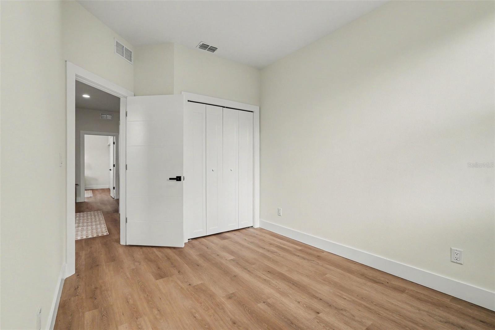 3601 N 52nd St Property Photo 17