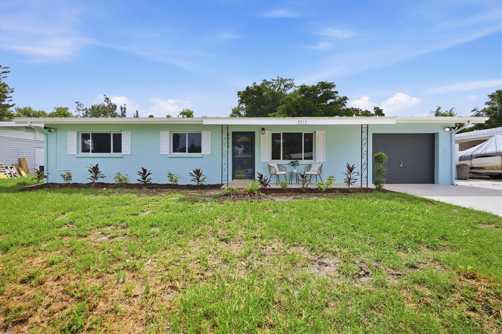 4219 Deerfield Dr Property Photo 1