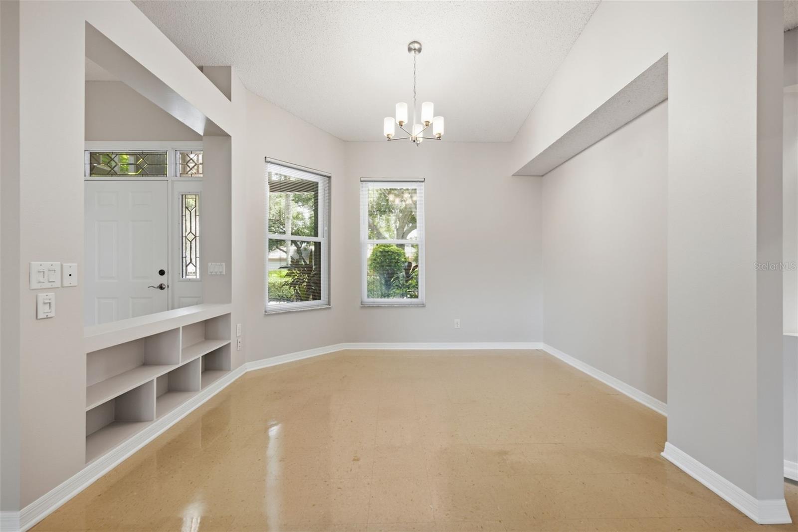 16416 Windsor Park Dr Property Photo 23