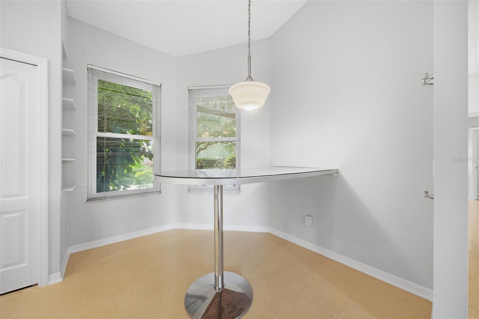 16416 Windsor Park Dr Property Photo 25