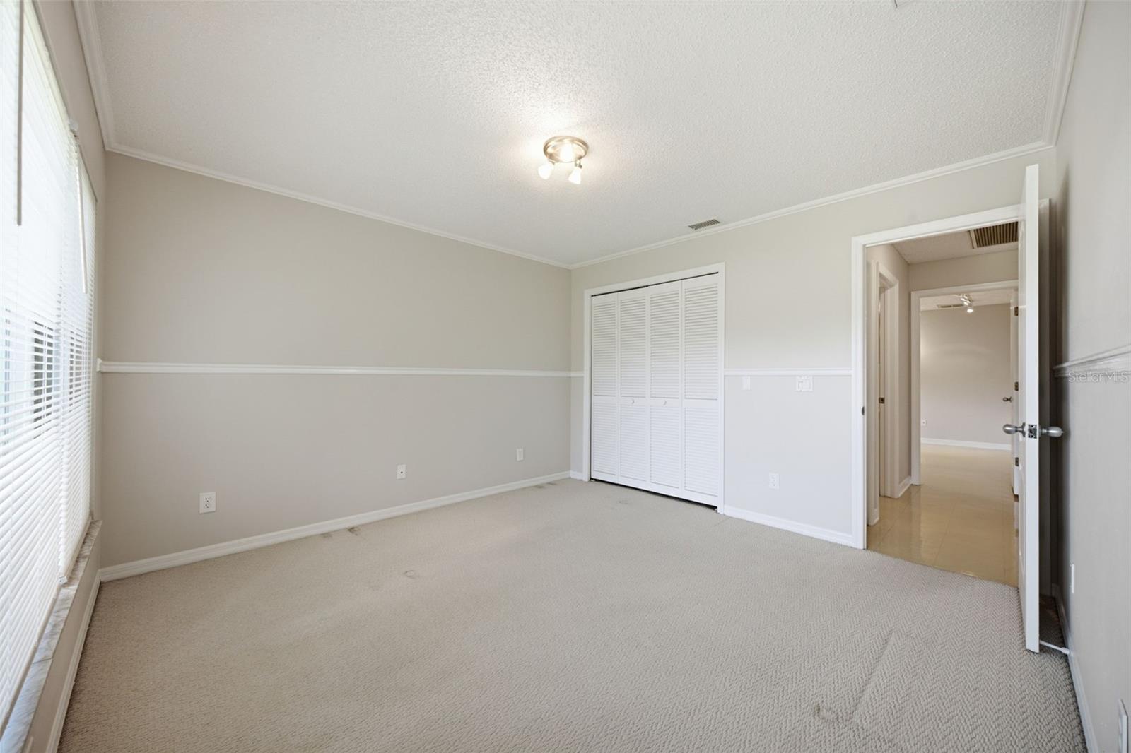 16416 Windsor Park Dr Property Photo 34