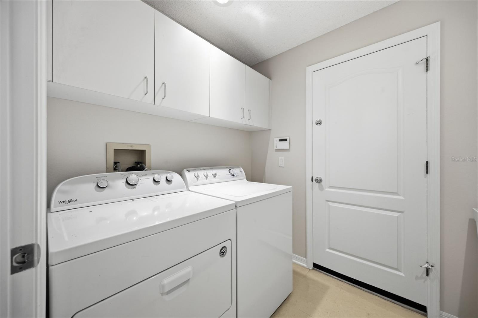 16416 Windsor Park Dr Property Photo 43