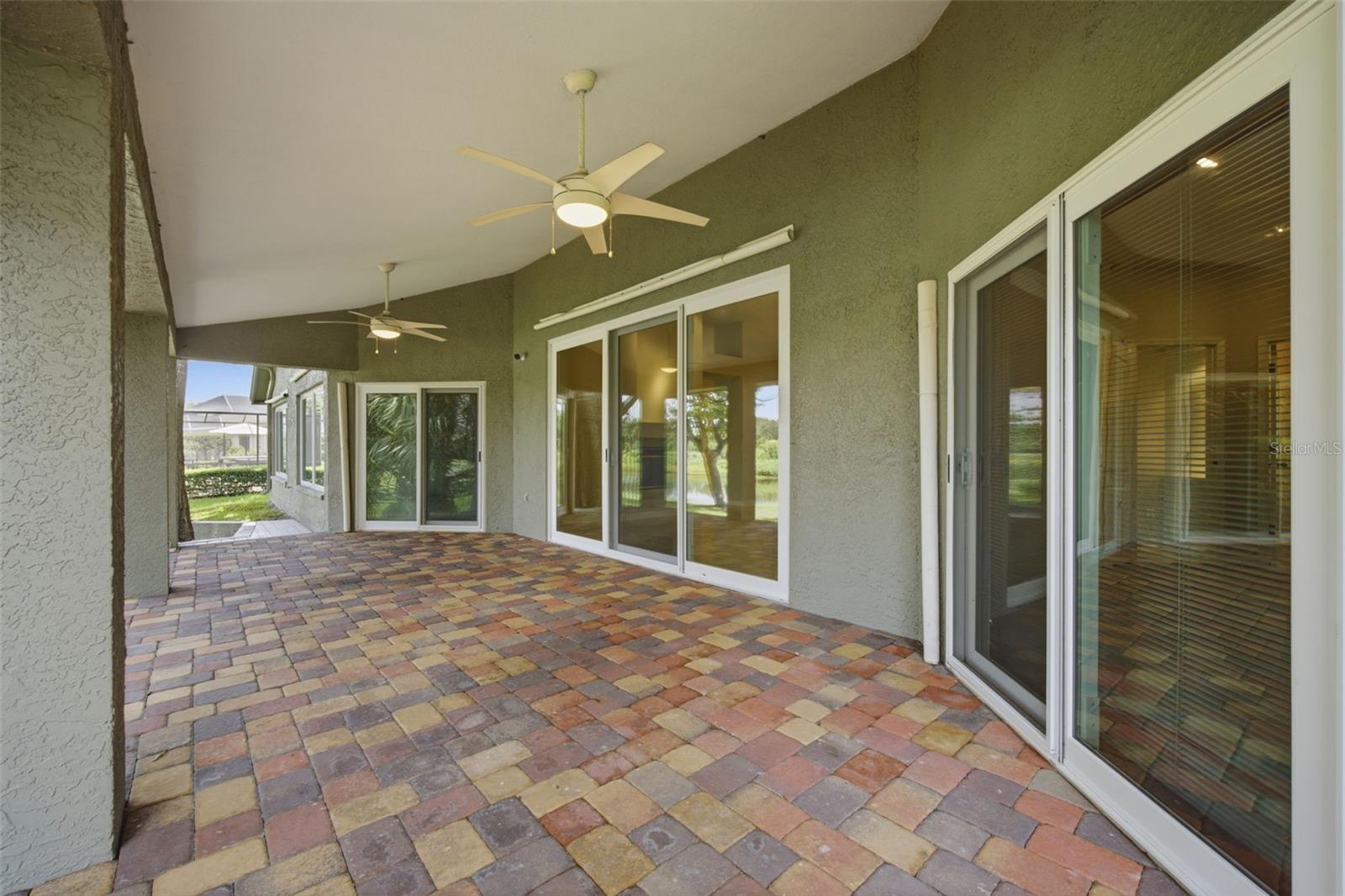 16416 Windsor Park Dr Property Photo 48