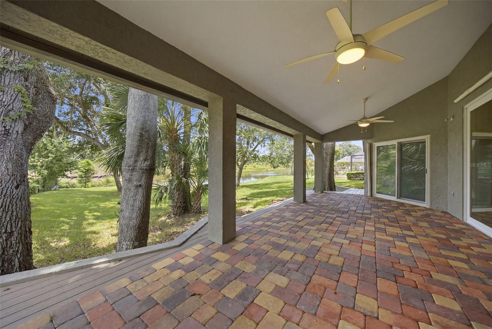 16416 Windsor Park Dr Property Photo 49