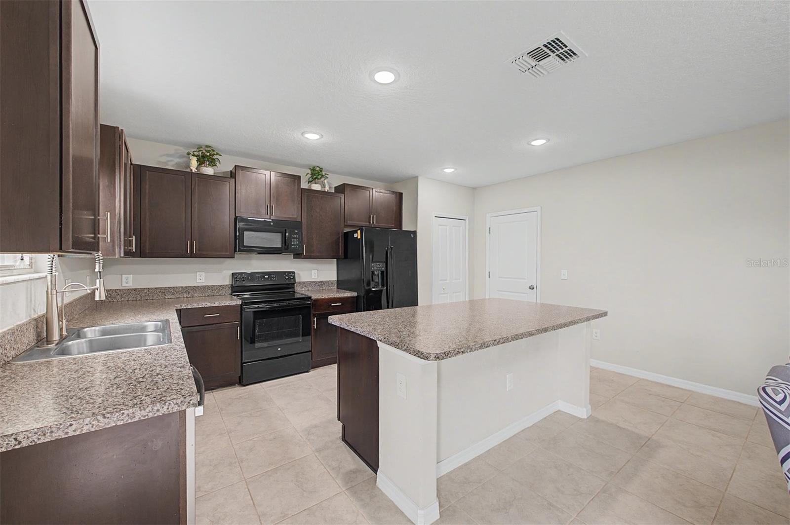 4710 Wild Senna Blvd Property Photo 15