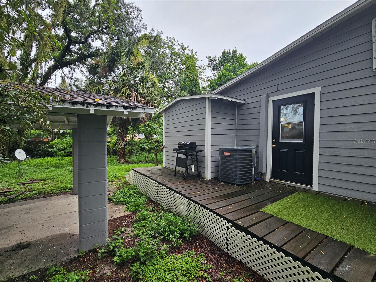 1504 E 99th Ave #b Property Photo 11
