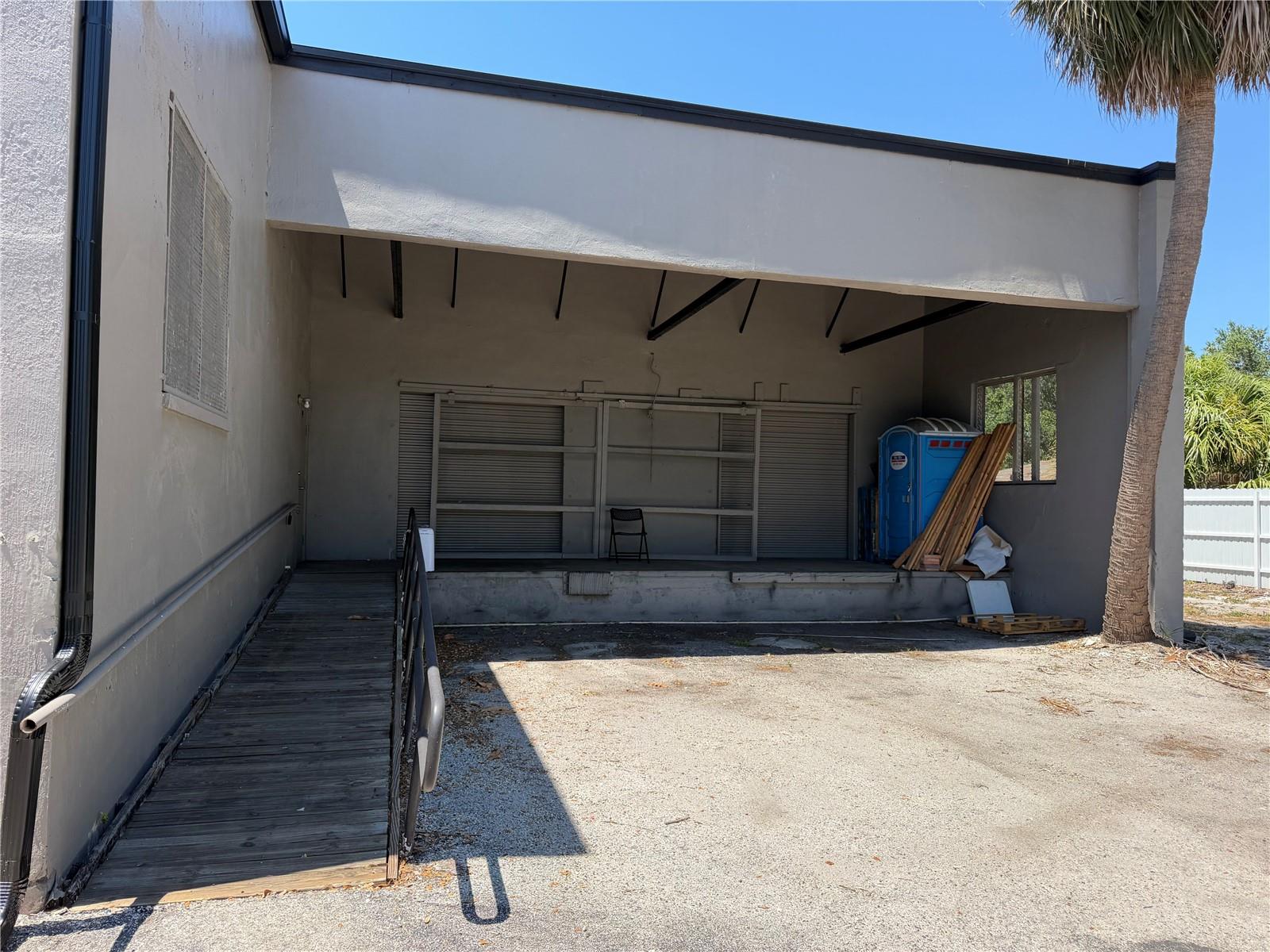 4320 S Manhattan Ave Property Photo 1