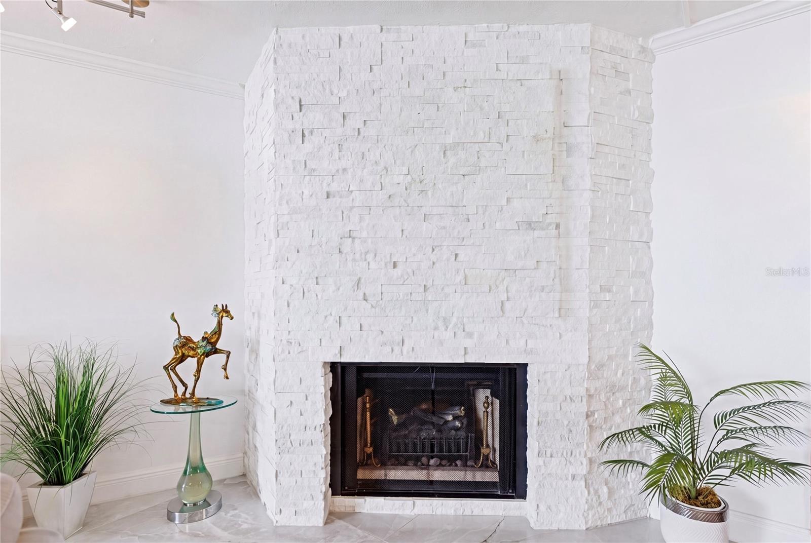 1660 Gulf Blvd #ph1 Property Photo 11